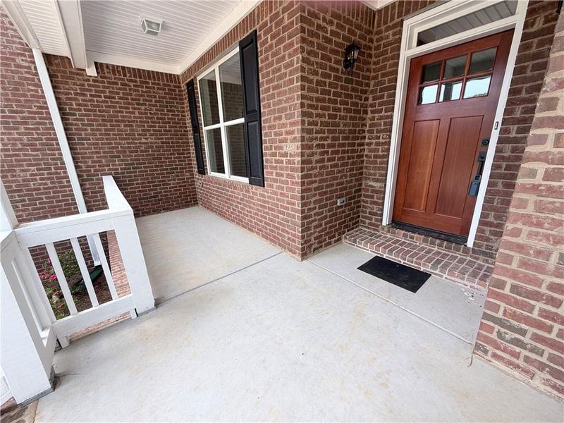 Exterior details and patio area of a home in , Mansfield (Image 30).