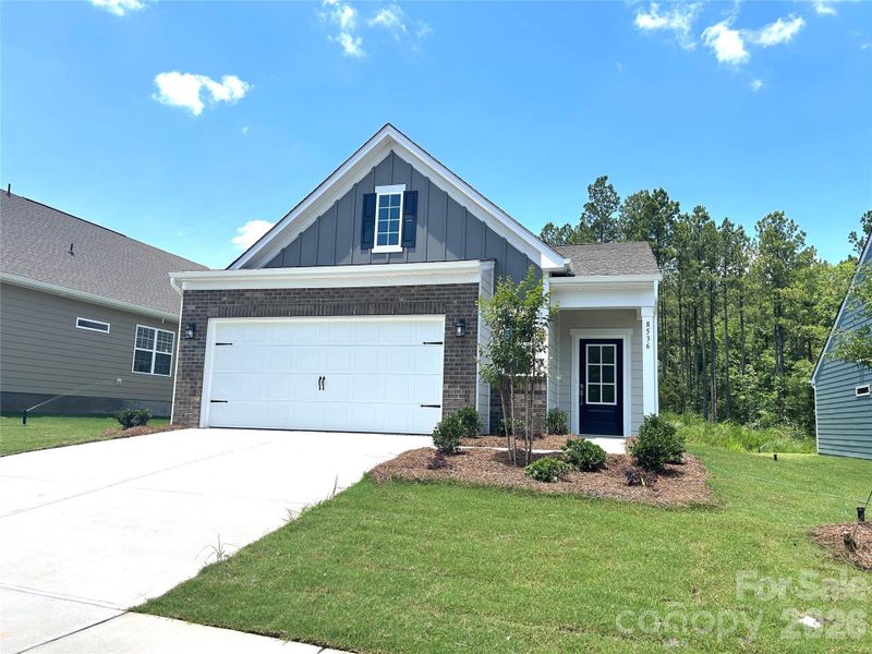 Front exterior of a new home in Roselyn, Lancaster, SC, highlighting curb appeal (Image 1). Front exterior of a new home in Roselyn, Lancaster, SC, highlighting curb appeal (Image 1).
