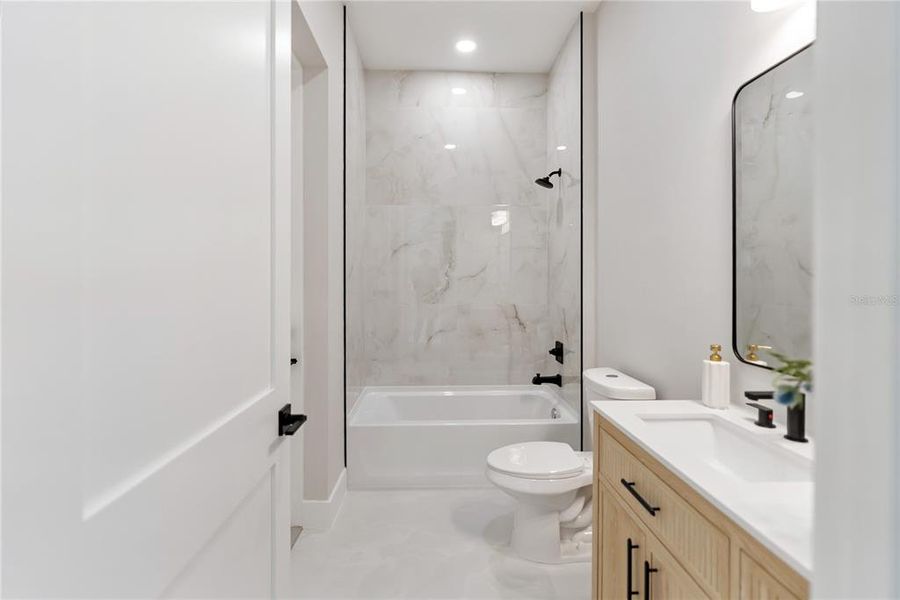 Furnished interior view inside a new home in , Port Charlotte (Image 34).
