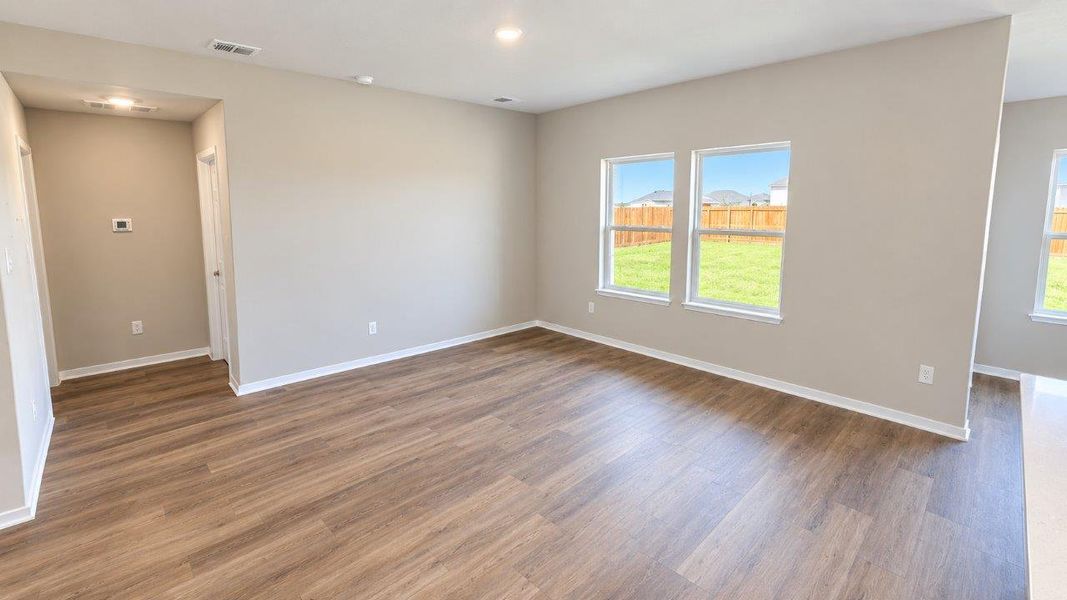 Spacious, unfurnished interior of a new home in Dry Creek, Bridgeport (Image 21). Spacious, unfurnished interior of a new home in Dry Creek, Bridgeport (Image 21).