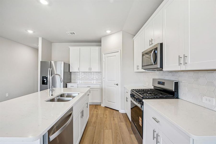 Photo is not of the actual home, but is an inspirational photo of builder’s model home and may depict options, furnishings, and/or decorator features that are not included.