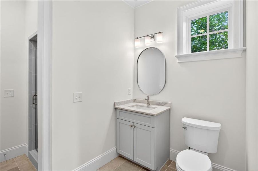 Furnished interior view inside a new home in , Smyrna (Image 16).