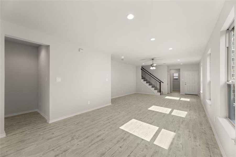 10. 3116 Yellow Pine - Dining (2) 10. 3116 Yellow Pine - Dining (2)