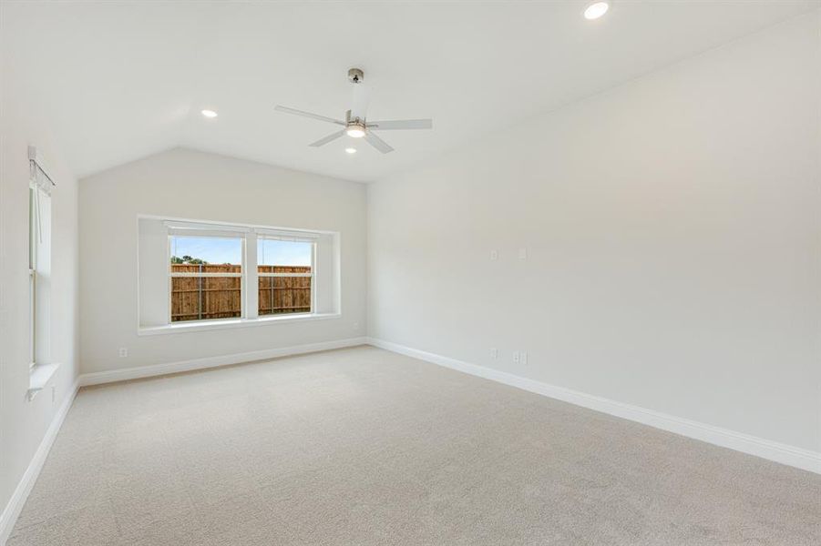 Spacious, unfurnished interior of a new home in ArrowBrooke Classic 50, Aubrey (Image 18).