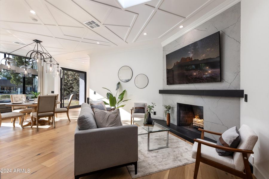 11-HAND CRAFTED CELINGS