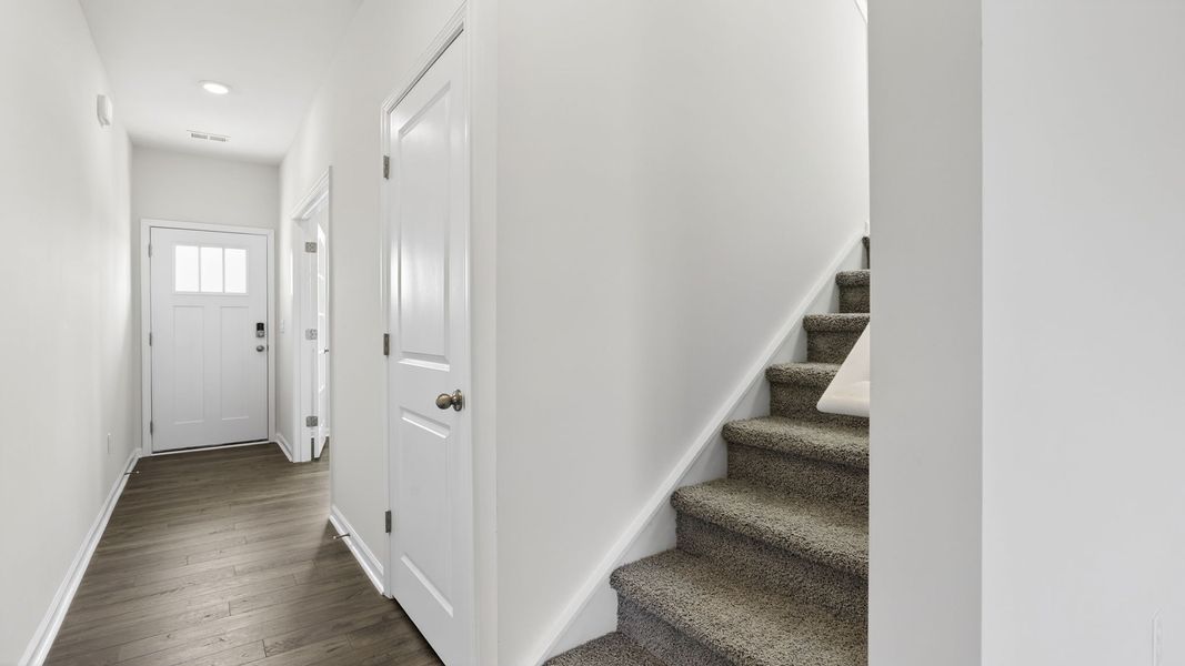 Spacious, unfurnished interior of a new home in Hunters Ridge, Woodruff (Image 21).