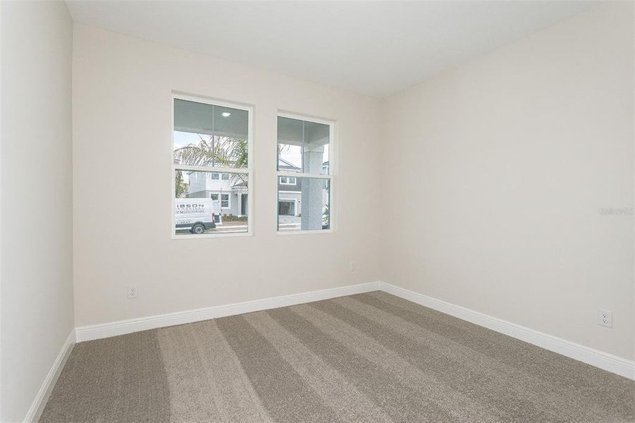 Spacious, unfurnished interior of a new home in Pasadena Woods, Dade City (Image 14).