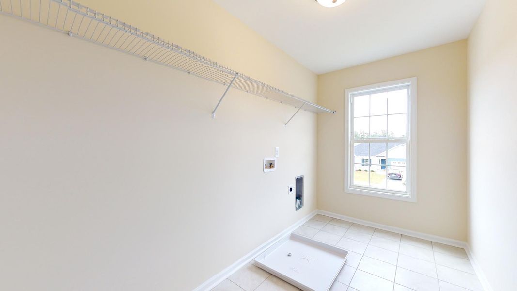 Representative unfurnished interior of a home built from the Fairfax A by JC Jackson Homes,LLC in Heritage Pointe, Newport (Image 19).
