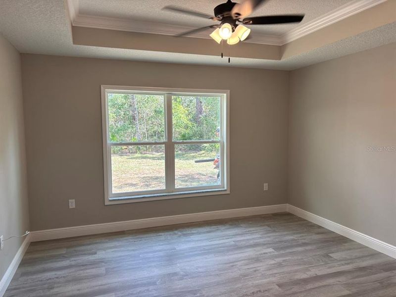 Spacious, unfurnished interior of a new home in , Beverly Hills (Image 20).