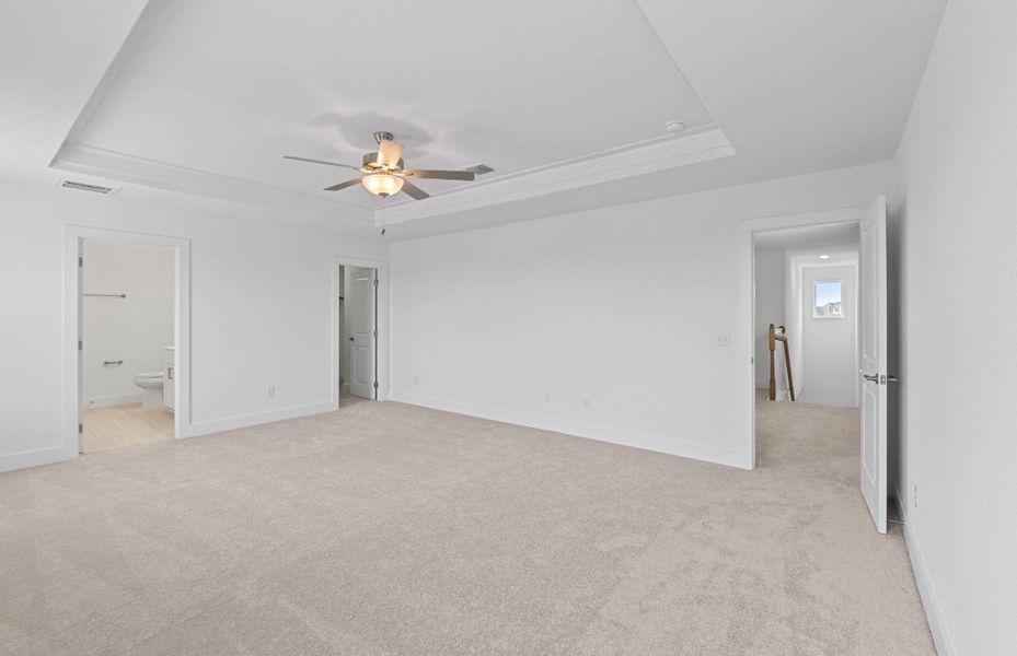Spacious, unfurnished interior of a new home in Cameron Place, Austin (Image 14).