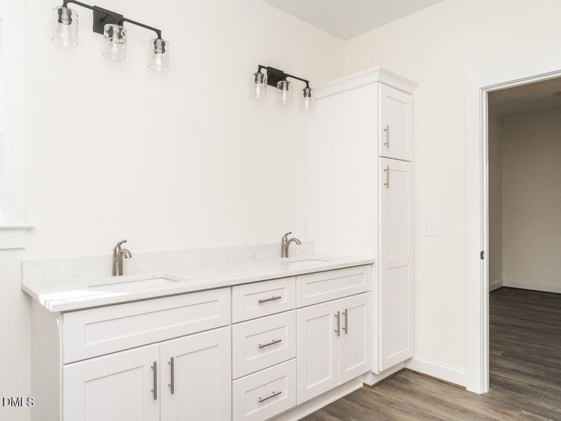 17 1191_PerkinsonRd PrimaryBath1_MLS 17 1191_PerkinsonRd PrimaryBath1_MLS