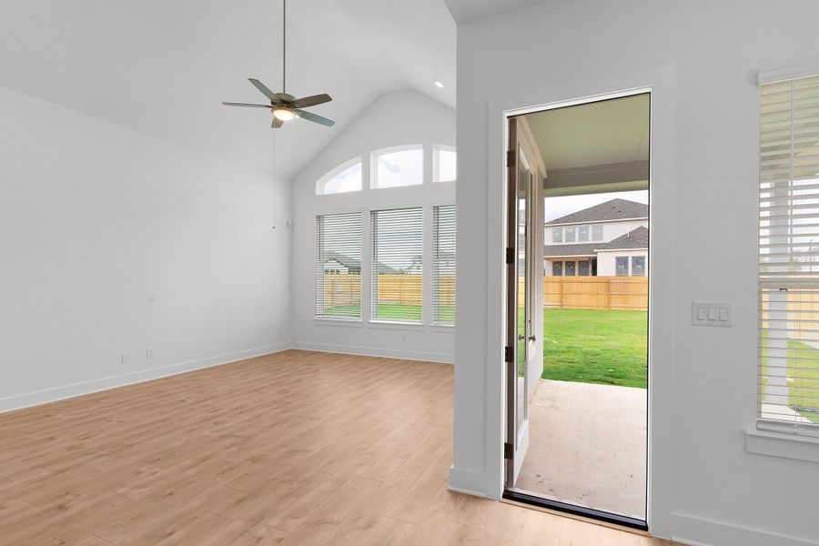 Spacious, unfurnished interior of a new home in Santa Rita Ranch, Liberty Hill (Image 56). Spacious, unfurnished interior of a new home in Santa Rita Ranch, Liberty Hill (Image 56).