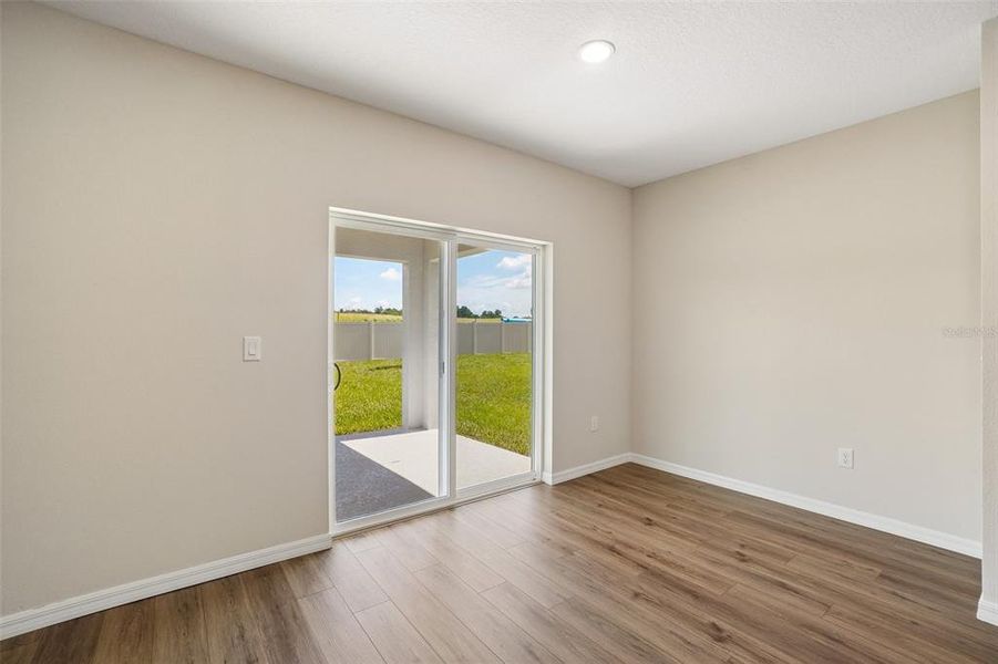 Spacious, unfurnished interior of a new home in Two Rivers, Zephyrhills (Image 23).