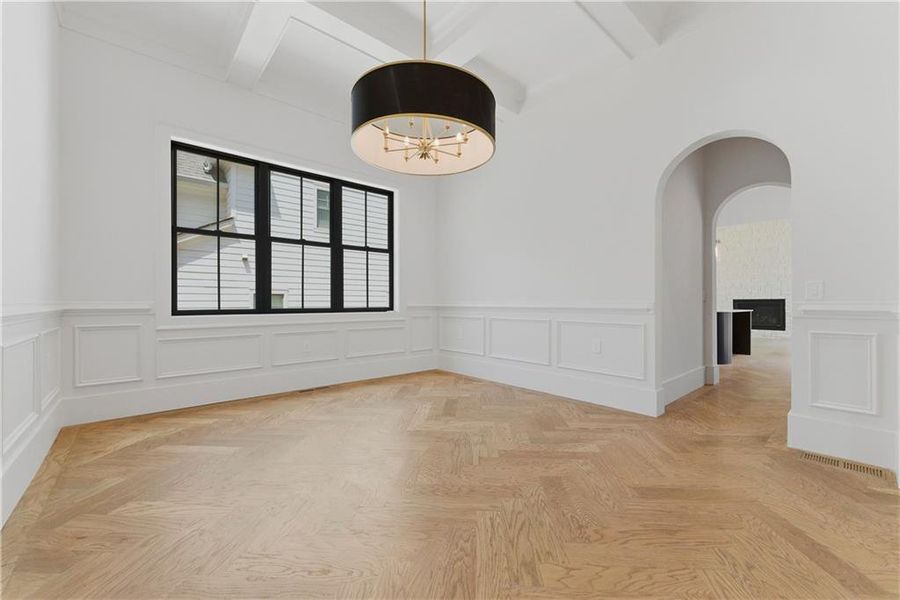 Spacious, unfurnished interior of a new home in , Atlanta (Image 24).