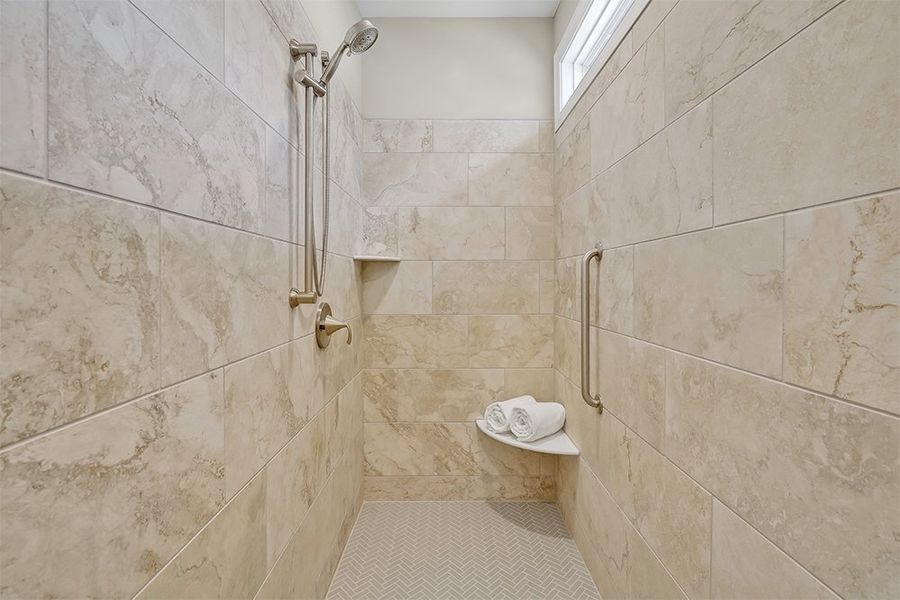 Amelia Bay, Master Bathroom