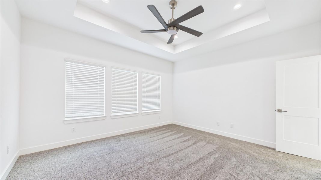 Spacious, unfurnished interior of a new home in Skyline Homes at Lozier, Houston (Image 31). Spacious, unfurnished interior of a new home in Skyline Homes at Lozier, Houston (Image 31).