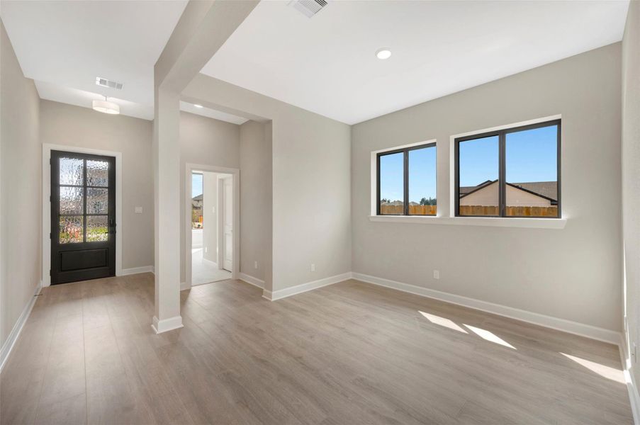 Spacious, unfurnished interior of a new home in COLTON - Reserve Collection, Todd Mission (Image 22).