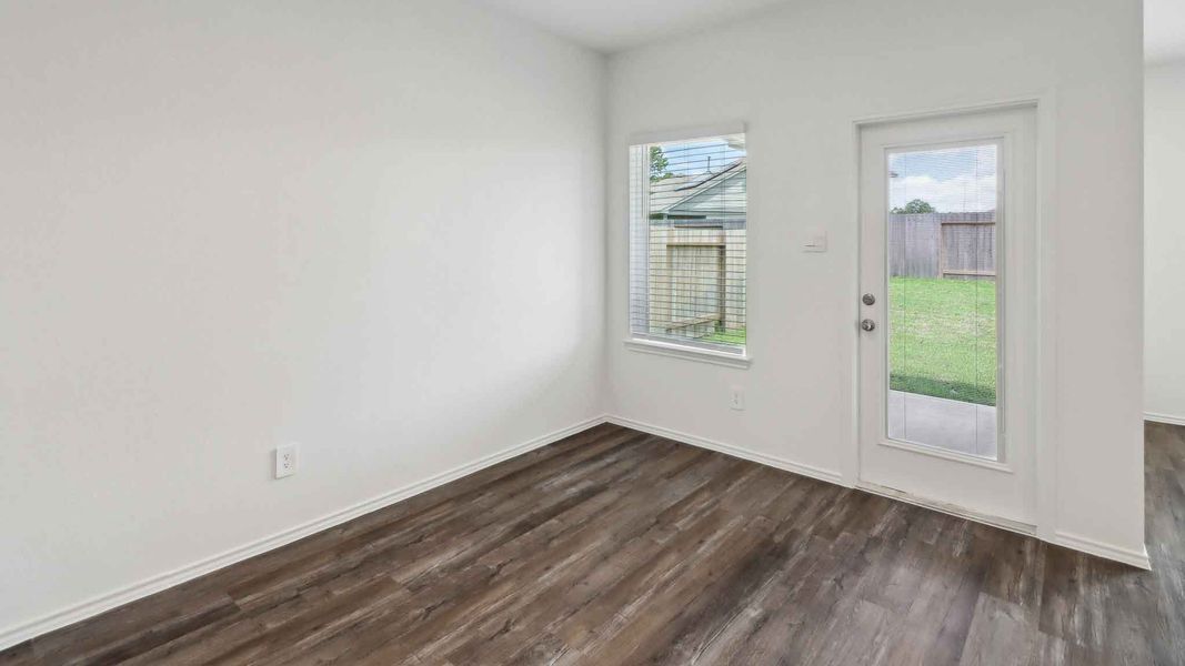 Spacious, unfurnished interior of a new home in Grand Pines, Magnolia (Image 15).
