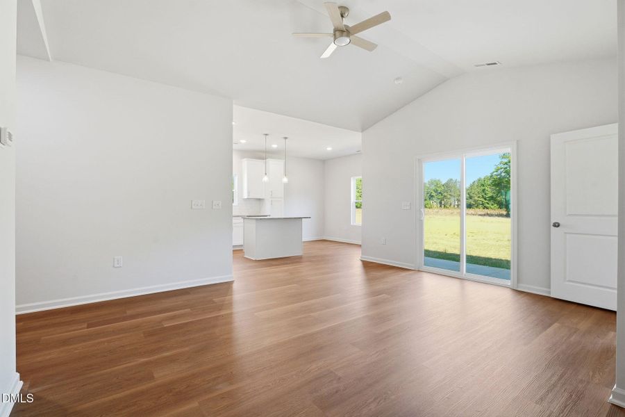 31-web-or-mls-DSC06056 31-web-or-mls-DSC06056