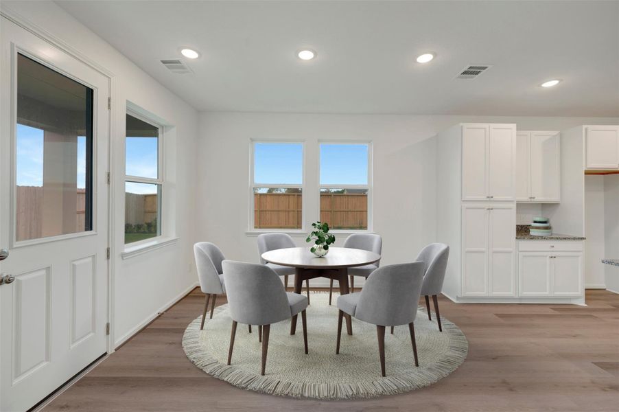 Charming dining area Charming dining area
