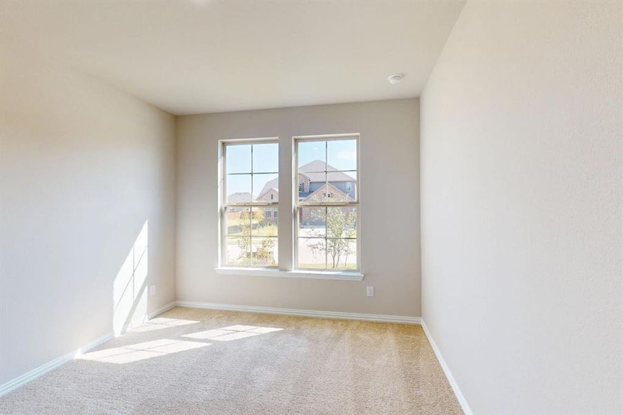 Spacious, unfurnished interior of a new home in Vintage Village, Argyle (Image 32).