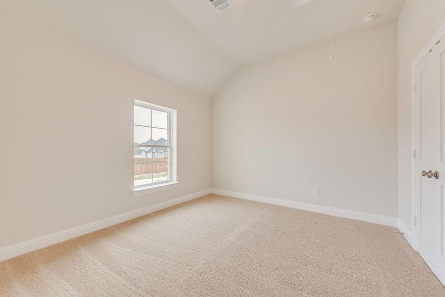 Spacious, unfurnished interior of a new home in Somercrest, Midlothian (Image 23).
