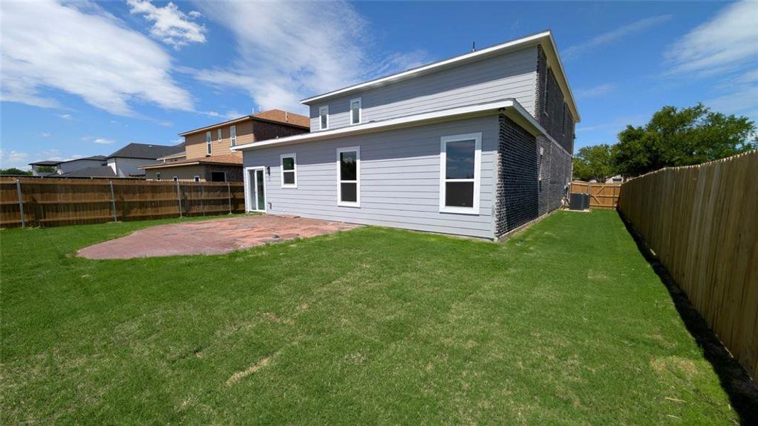 Exterior details and patio area of a home in , Balch Springs (Image 25).