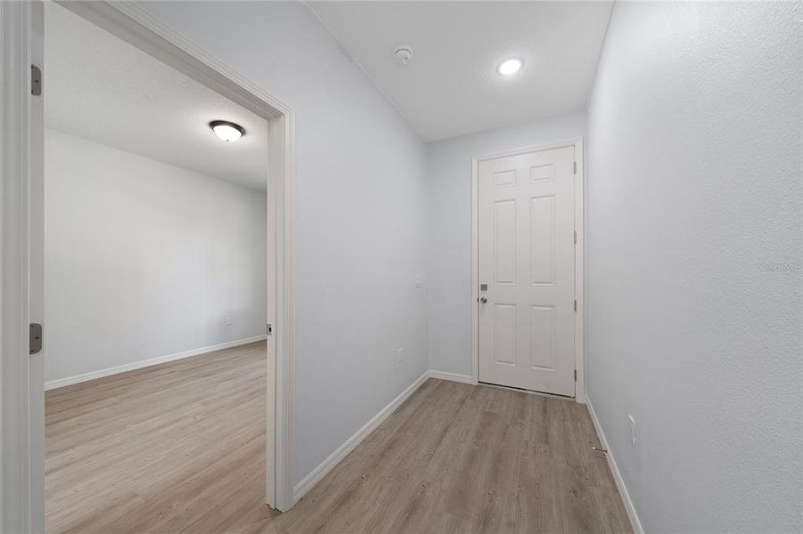 Spacious, unfurnished interior of a new home in , Eustis (Image 18).