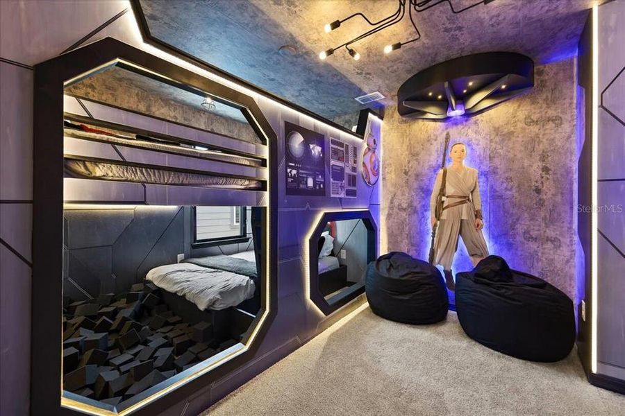 Image 40 of a home in .