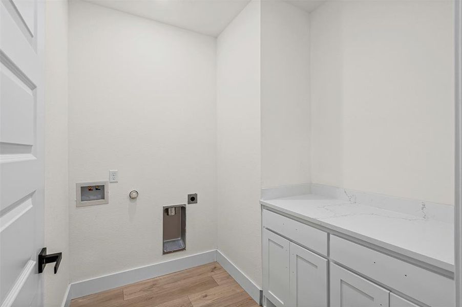 Furnished interior view inside a new home in , Millsap (Image 11).