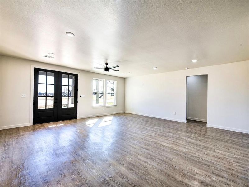 Spacious, unfurnished interior of a new home in , Runaway Bay (Image 13).