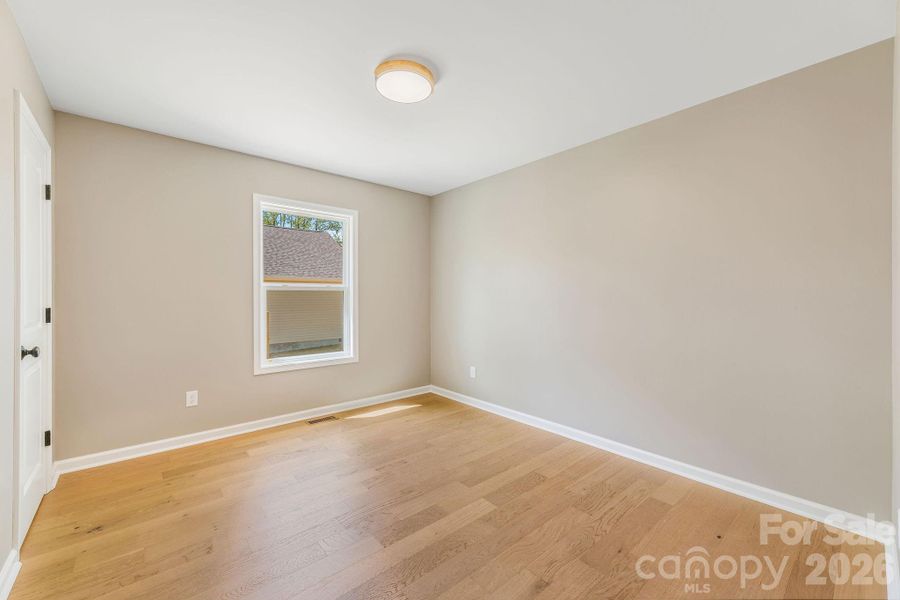 Spacious, unfurnished interior of a new home in , Waynesville (Image 29).