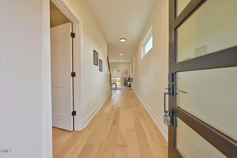 Come On In! Come On In!