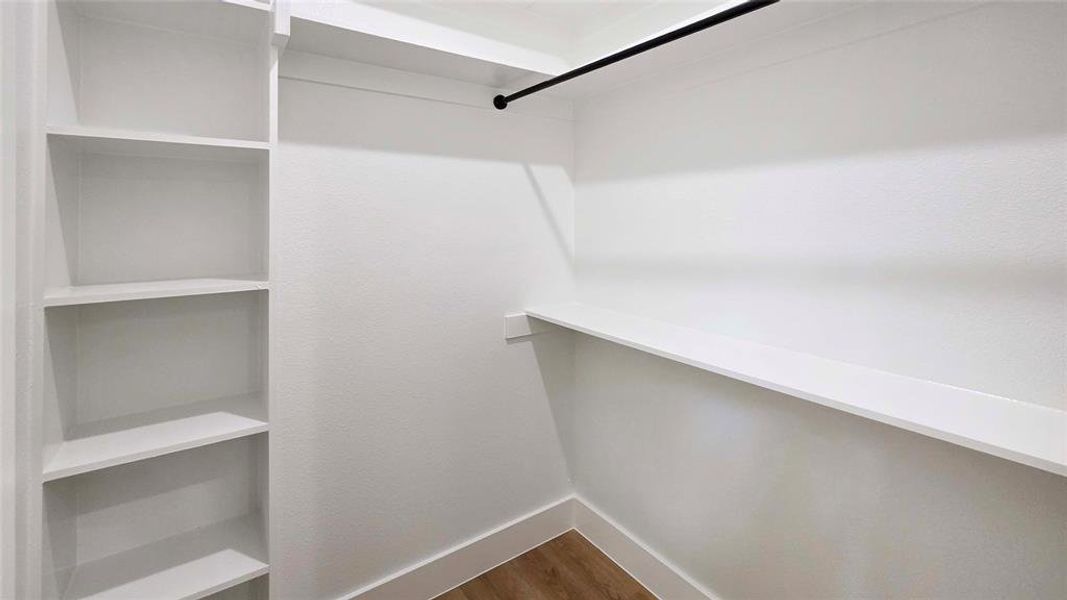 Spacious, unfurnished interior of a new home in , Mabank (Image 20).