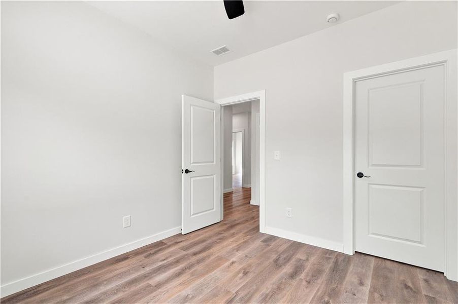 Spacious, unfurnished interior of a new home in , Talking Rock (Image 42).