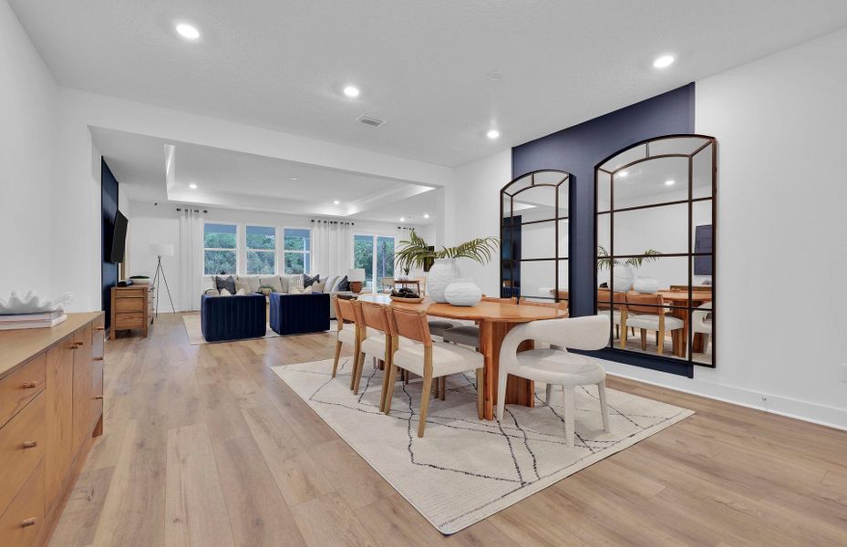 Representative furnished interior of a home built from the Merlot Grand by Pulte Homes in Terrapin Creek, Jacksonville (Image 7).