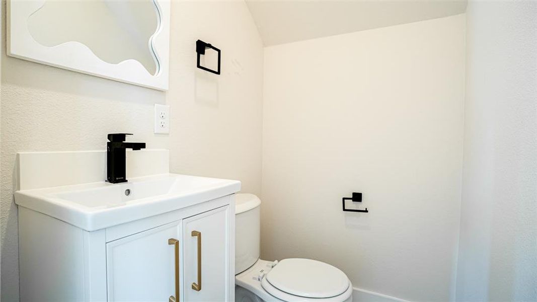 Furnished interior view inside a new home in , Granbury (Image 6). Furnished interior view inside a new home in , Granbury (Image 6).