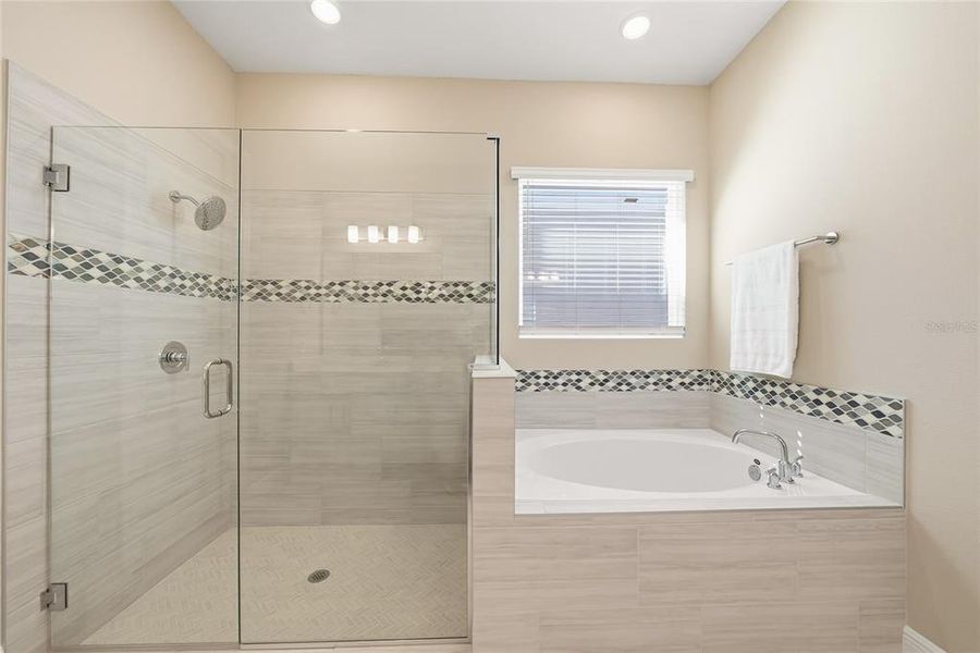 Furnished interior view inside a new home in Silverleaf Reserve, Winter Garden (Image 7).