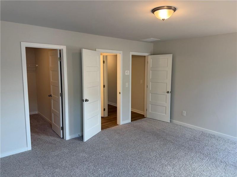 Spacious, unfurnished interior of a new home in Mallard’s Landing, Jefferson (Image 40).