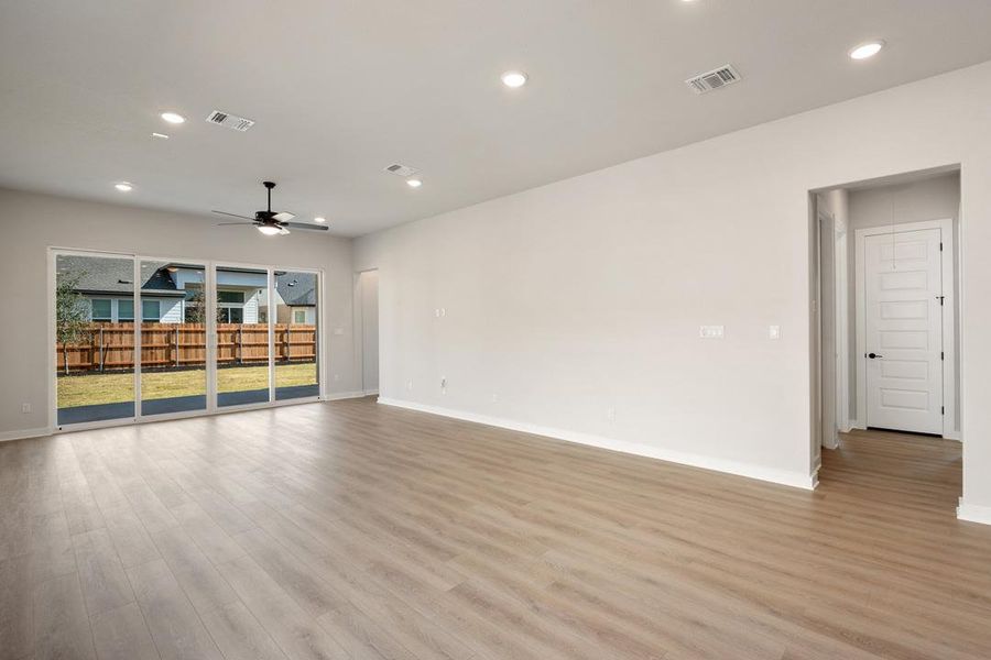 Spacious, unfurnished interior of a new home in Arbor Collection at Heritage, Dripping Springs (Image 26). Spacious, unfurnished interior of a new home in Arbor Collection at Heritage, Dripping Springs (Image 26).