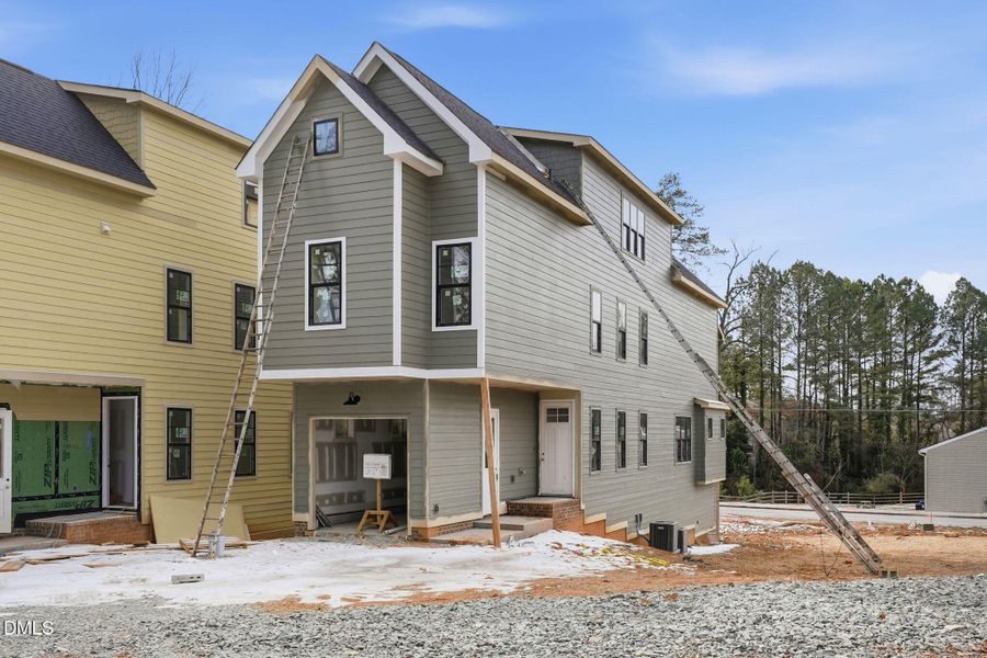 2-web-or-mls-508 W Chatham St-2