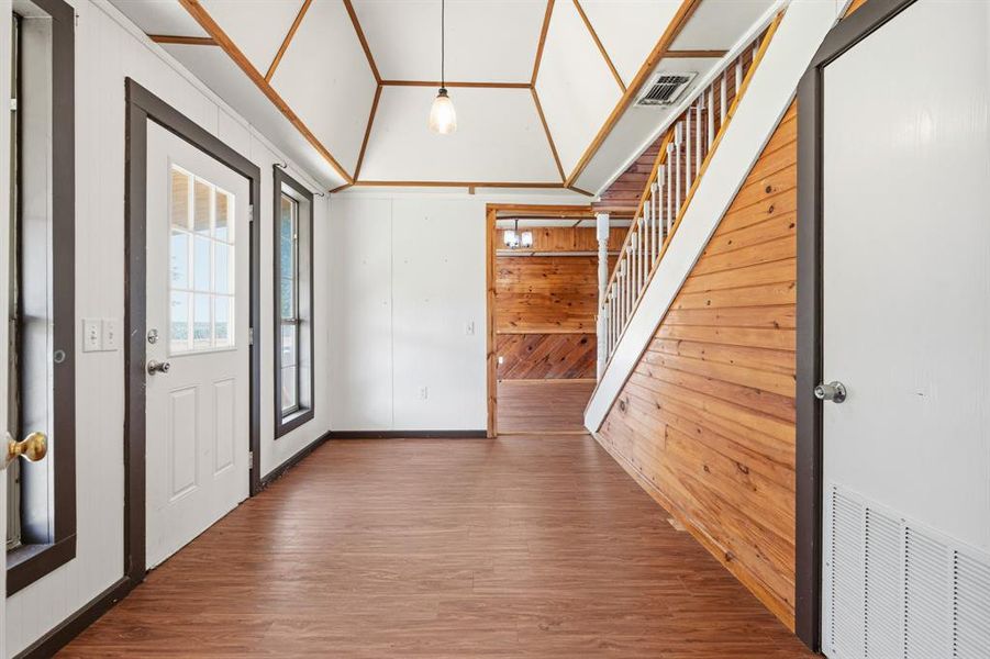 Spacious, unfurnished interior of a new home in , Bynum (Image 25).
