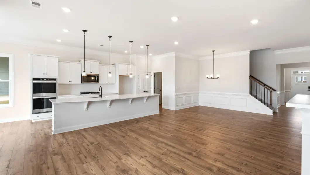 Furnished interior view inside a new home in Alder Pond, Campobello (Image 11).