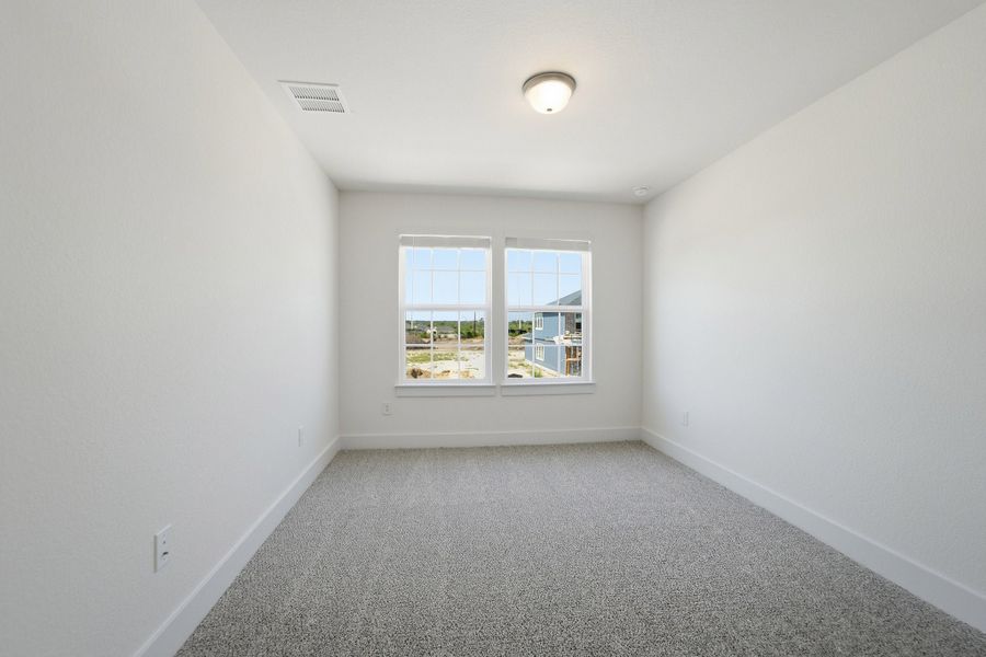 Spacious, unfurnished interior of a new home in Red Hawk Landing, San Antonio (Image 59).