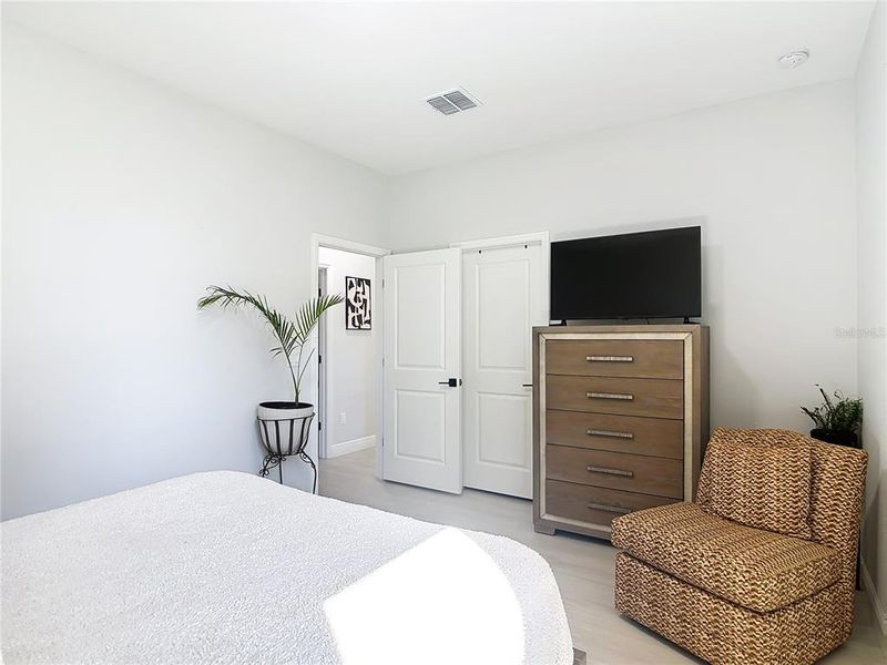 Furnished interior view inside a new home in , Deland (Image 32).