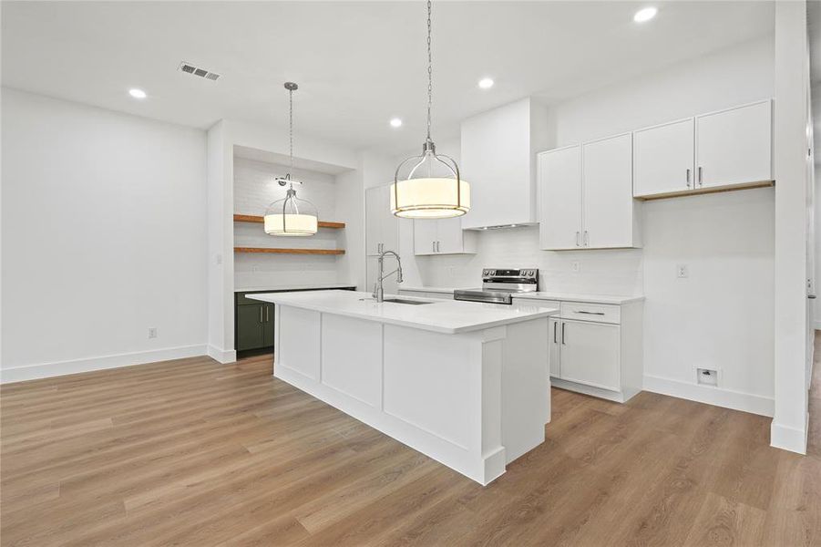 Furnished interior view inside a new home in , Dallas (Image 7). Furnished interior view inside a new home in , Dallas (Image 7).