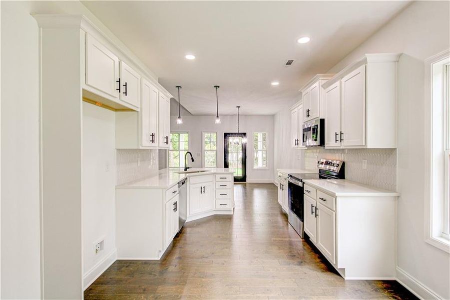 Furnished interior view inside a new home in , Villa Rica (Image 10).
