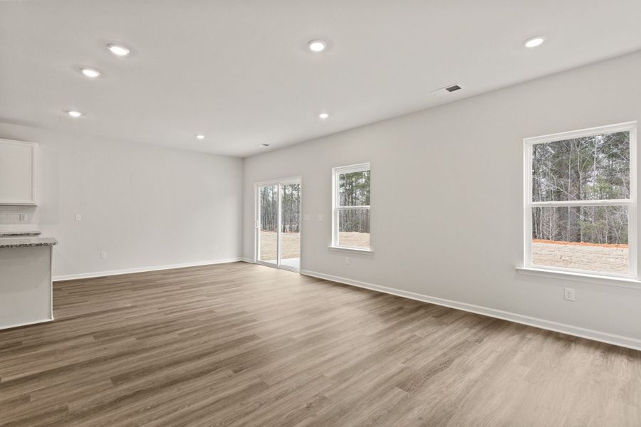 Roebuck, SC New Home. - Slide 9 Roebuck, SC New Home. - Slide 9