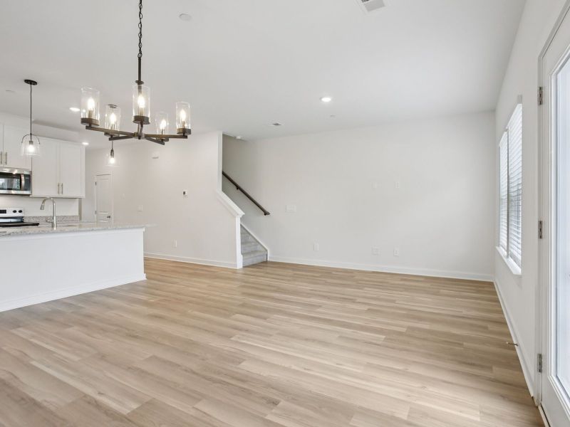 Spacious, unfurnished interior of a new home in Cedarcrest Townhomes, Fairview (Image 8).
