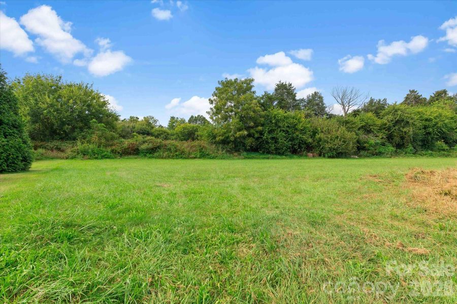 Natural landscape and outdoor views near in Cleveland (Image 41). Natural landscape and outdoor views near in Cleveland (Image 41).